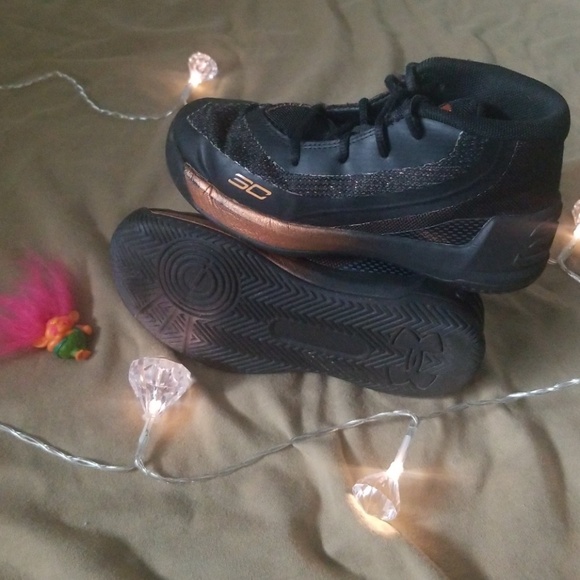 Steph Curry Shoes - Picture 7 of 7